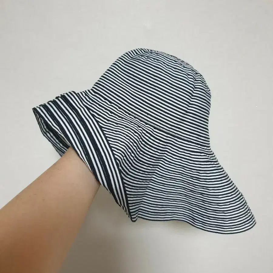 챙넓은 버킷햇 벙거지 여성모자 여름모자