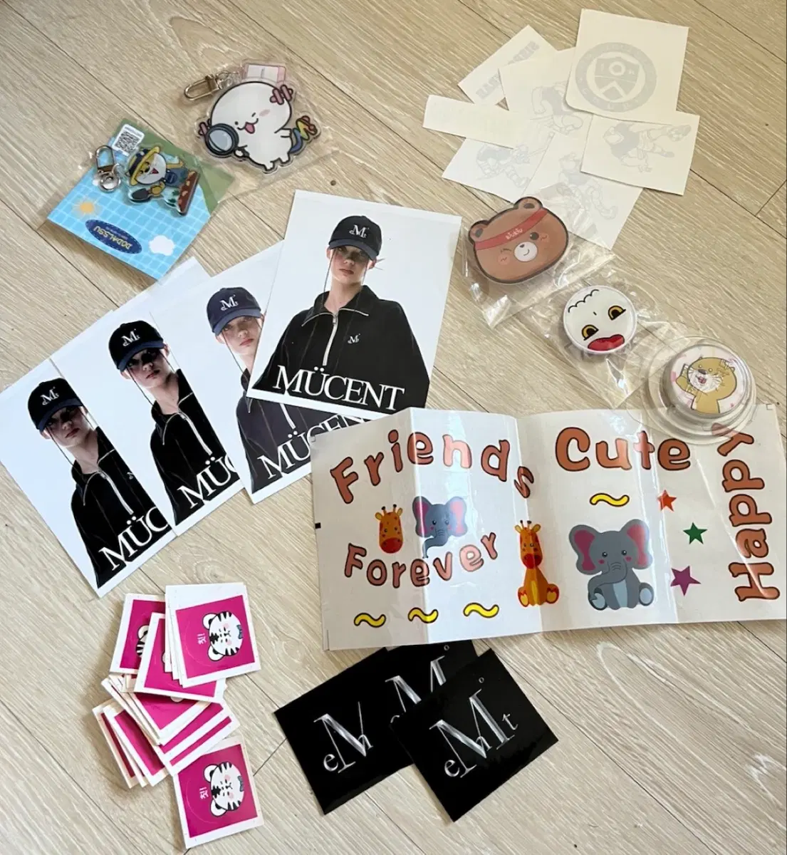 일괄 1,000원 스티커,키링,그립톡,엽서카드,타투스티커,문구