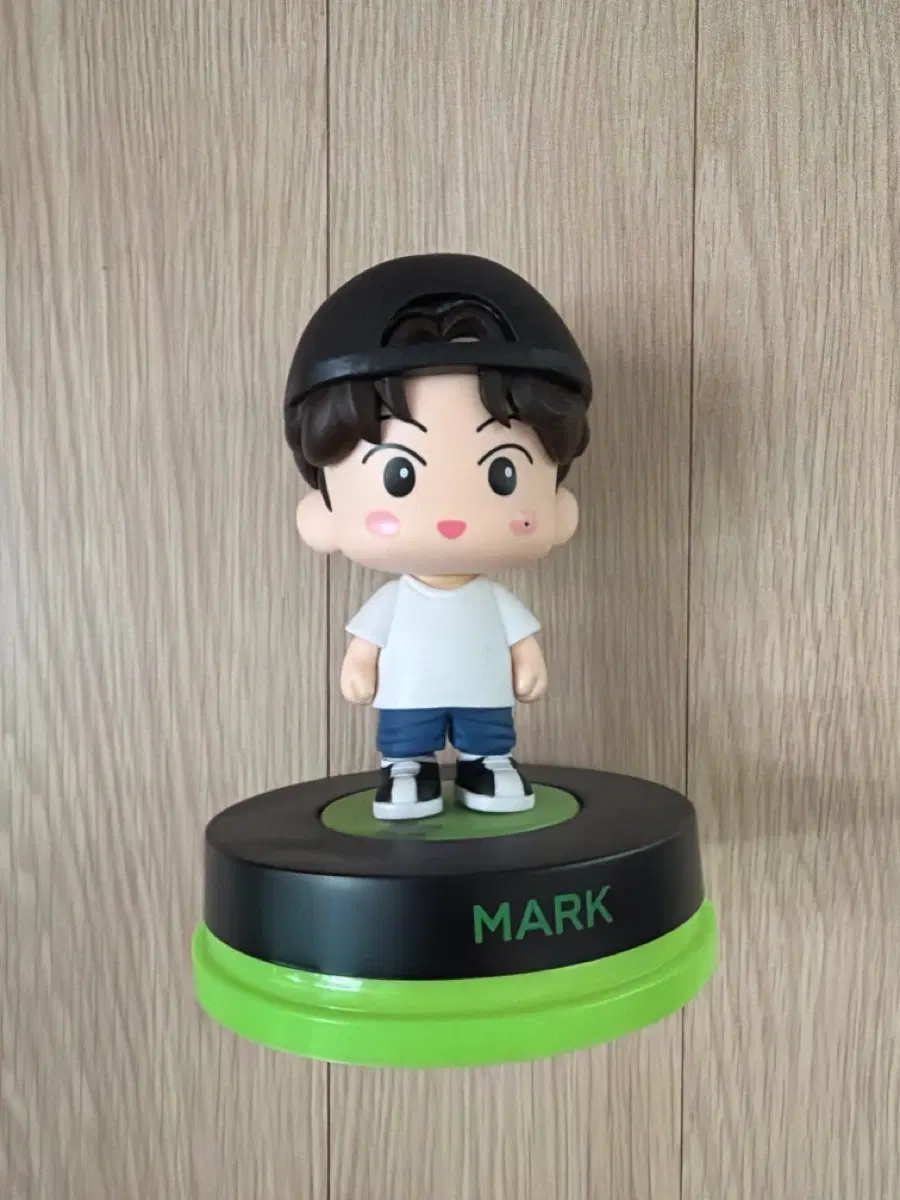 마크 피규어