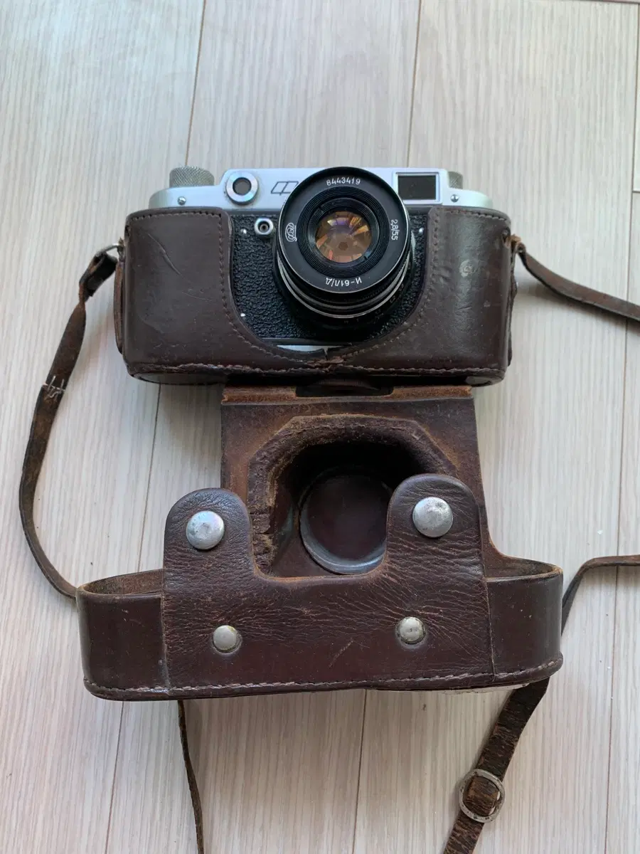 FED-2 필름 카메라 + (Industar I-61 L/D) 렌즈