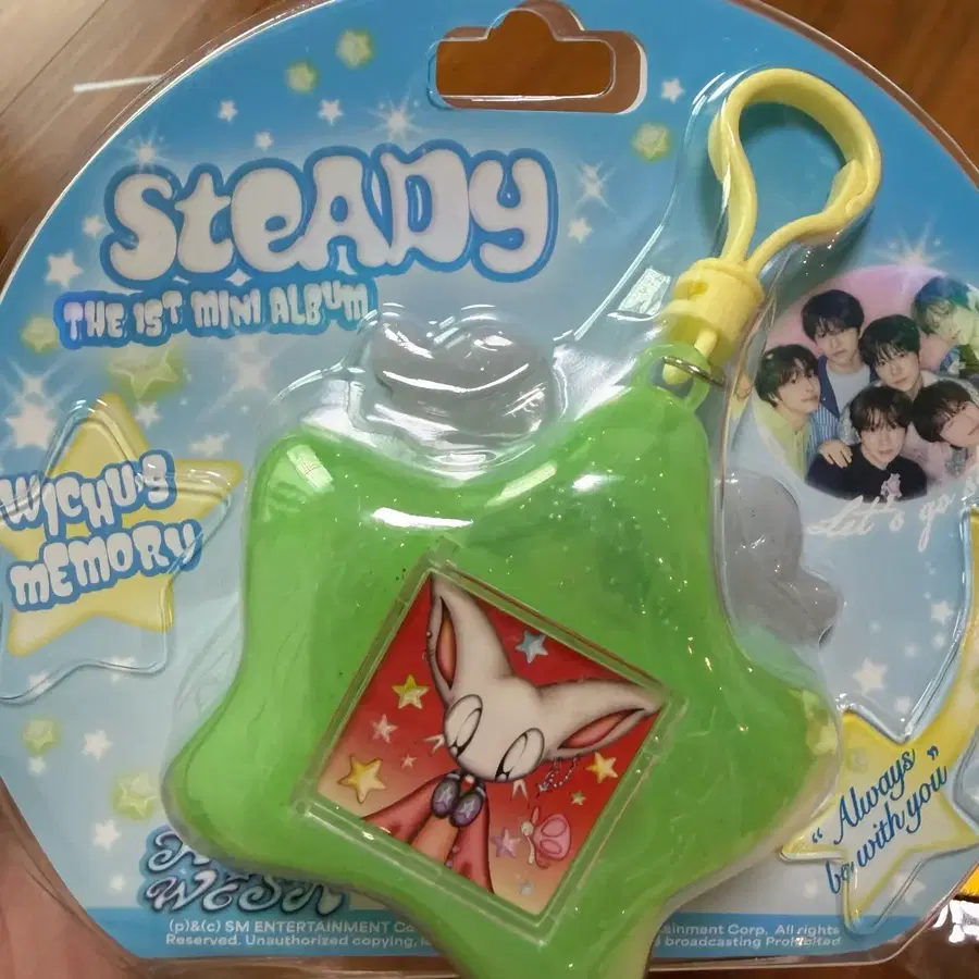 NCT WISH 엔시티위시 Steady 스테디 키링 앨범