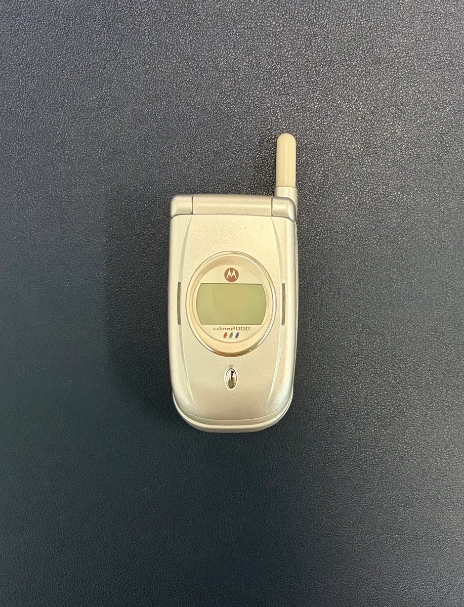 A급 모토로라 v711 유진폰 팝니다.