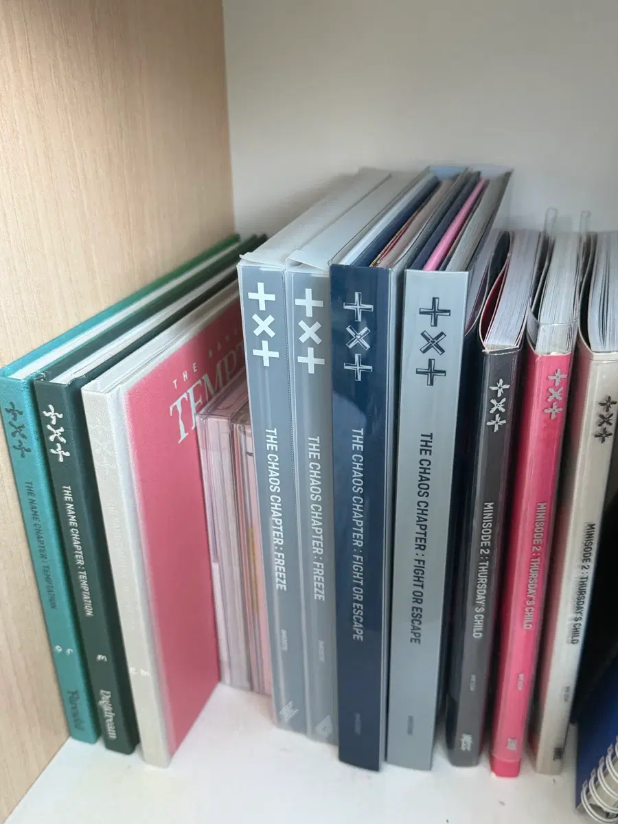 투모로우바이투게더 (TXT) 앨범