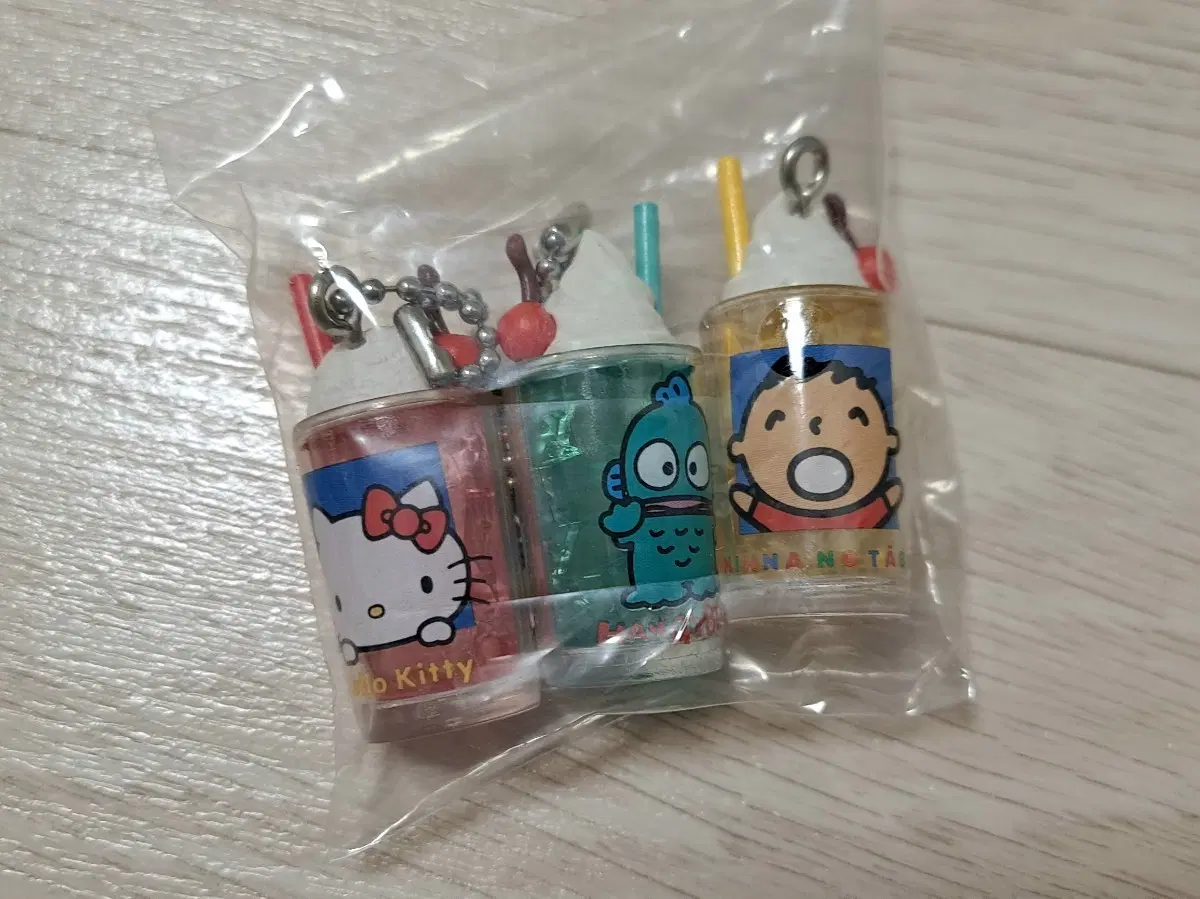 산리오 레트로 글라스 가챠