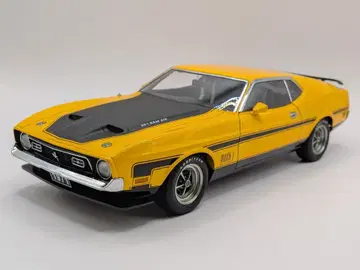AUTOart 1/18MILLENNIUM FORD MUSTANG MACH I FASTBACK 1971(YELLOW) 72821