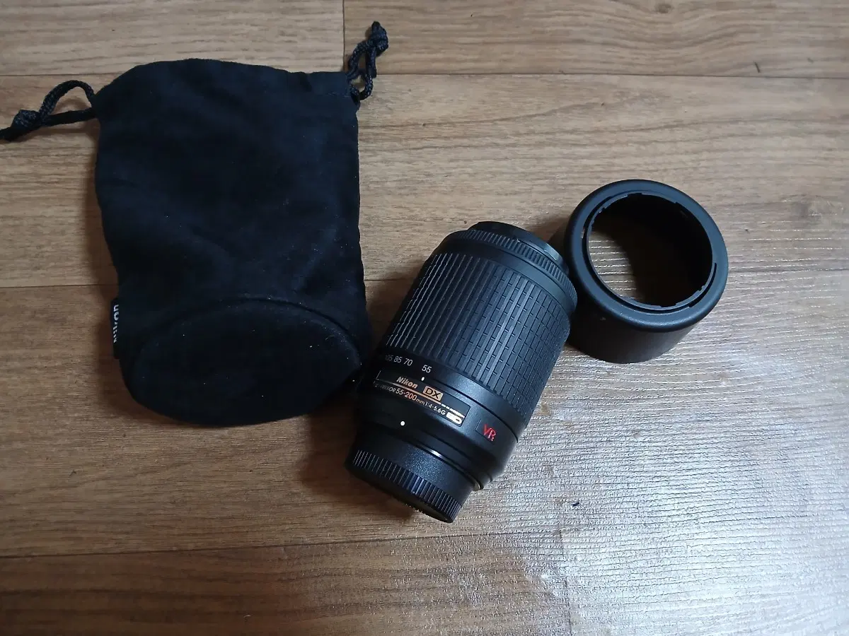 니콘 AF-S DX 55-200mm F4-5.6G VR 렌즈