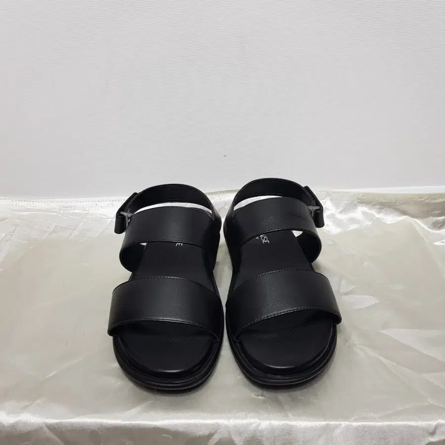 265/엘칸토/인텐스레더스트랩샌들/블랙/소가죽/파라오쇼핑