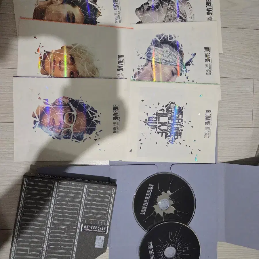 (비매) 빅뱅 2013 얼라이브 갤럭시 월드 투어 DVD