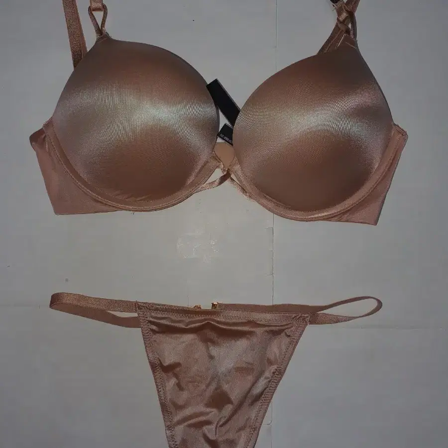 빅토리아 시크릿 Very sexy 밤쉘 브라 끈팬티 세트 32C/S