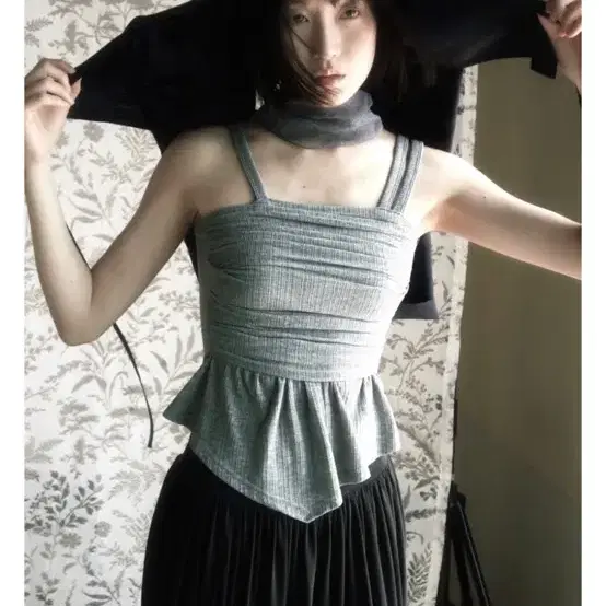 한땀한땀 민소매 그레이 L