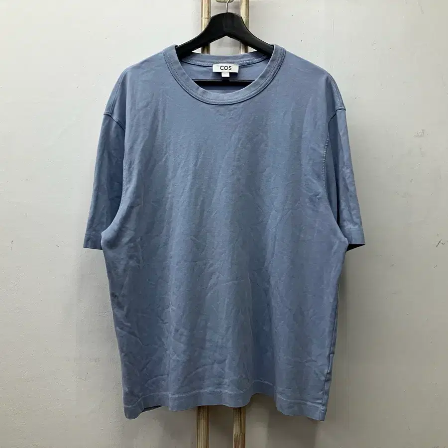 1 COS(코스) 반팔티 EUR-XL