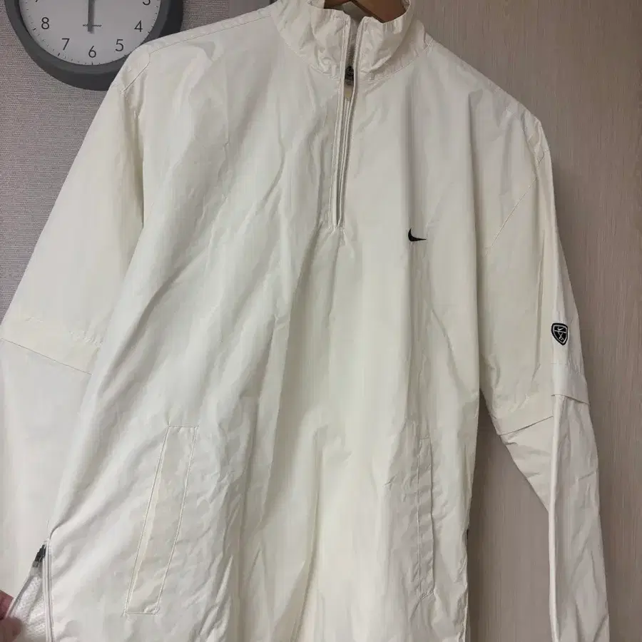 나이키 바람막이 점퍼 화이트