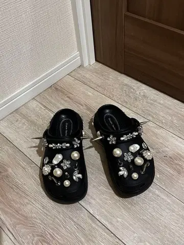 Simone Rocha x Crocs 샌들