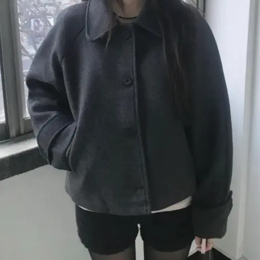 필 모직 싱글 숏 코트