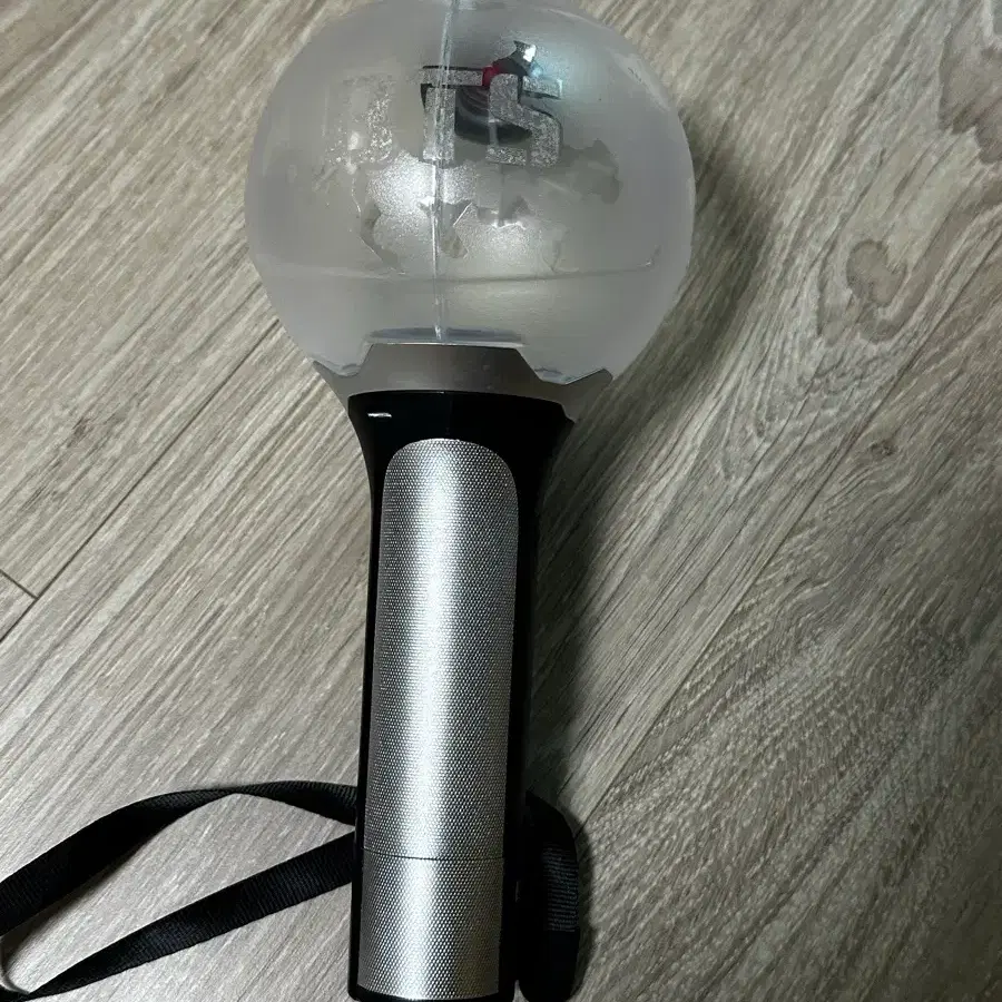 아이돌 예전 응원봉 팝니다.