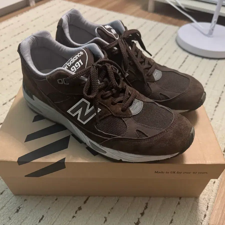 뉴발란스 991 made in uk 280사이즈 팝니다