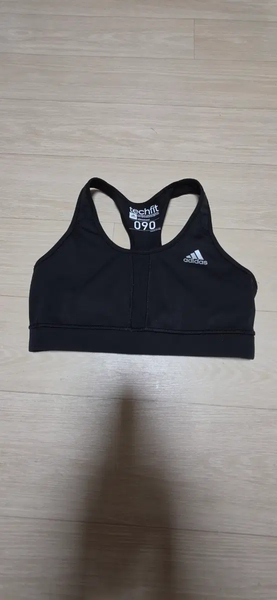 아디다스 테크핏 스포츠 브라탑 블랙 090