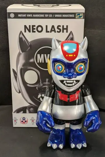 MUTANT VINYL HARDCORE UNBOX INDUSTRIES NEO LASH MAZINGER-Z