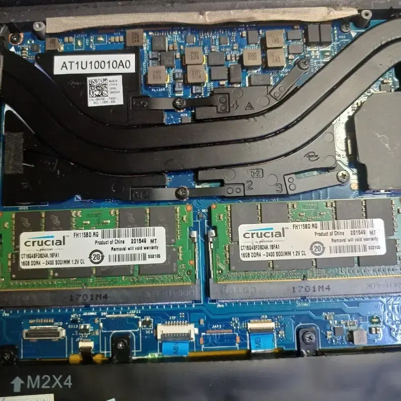 고장. 델 xps 15 9560. 기기만. 수리해서 쓰실 분.