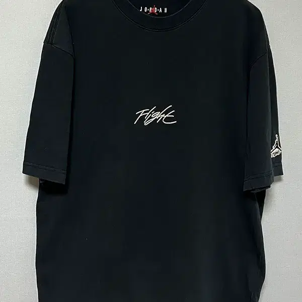 NIKE 나이키 조던 플라이트 에센셜 자수 남자 반팔티 블랙 L 100
