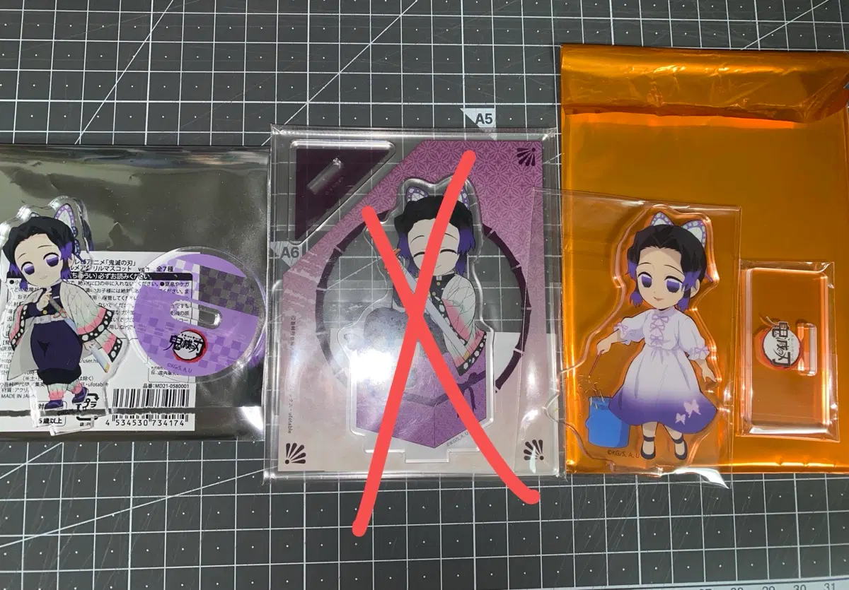 시노부 여름방학/ 데포르메 아크릴