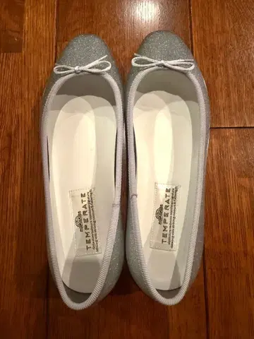 TEMPERATE EMMA GLITTER 스퀘어토 발레 슈즈