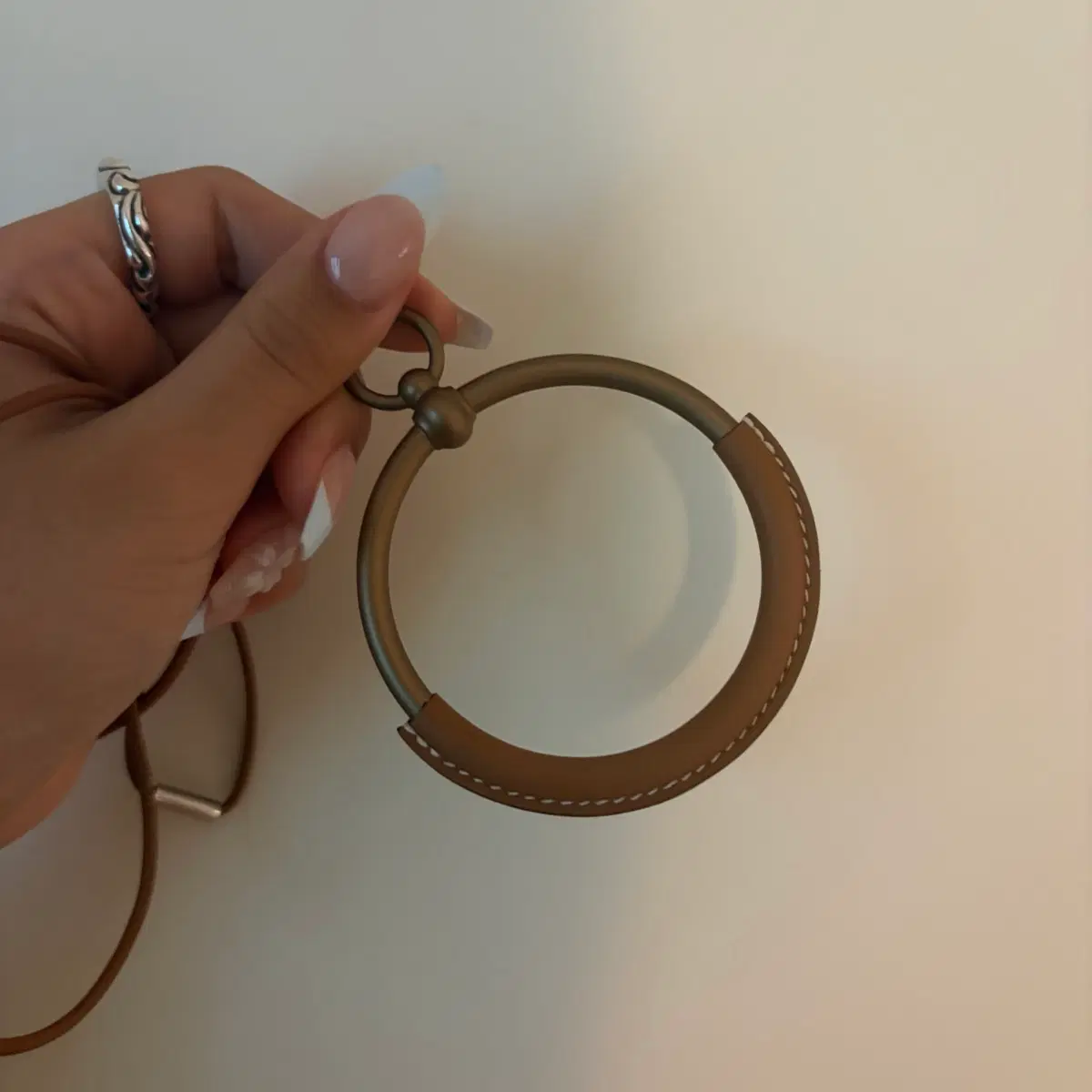 에르메스 루프 팬던트