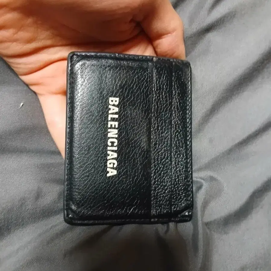 발렌시아가 카드 지갑 블랙