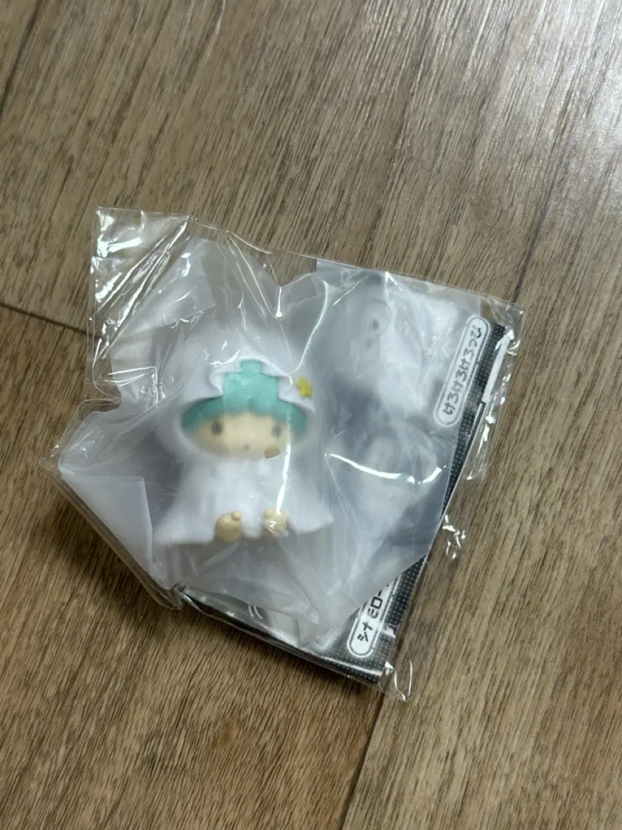 산리오 유령 가챠 3탄 키키