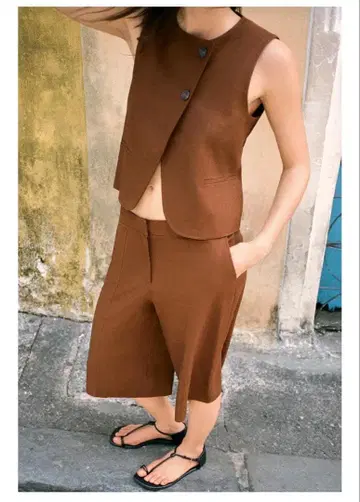 ZARA 와이드 팬츠 린넨 소재 숏팬츠 S 캐러멜 색상