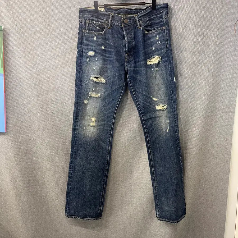 아베크롬비 Abercrombie 디스트로이드 데님팬츠