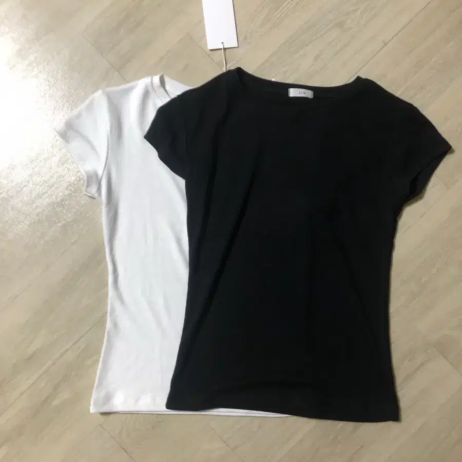 흰검 기본티