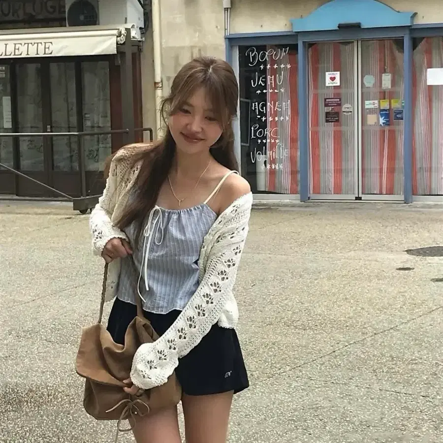 타낫 리본 쉬어 블라우스