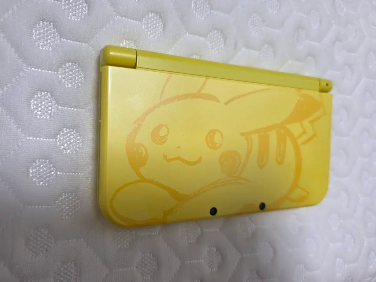 뉴 닌텐도 3ds xl 피카츄 에디션