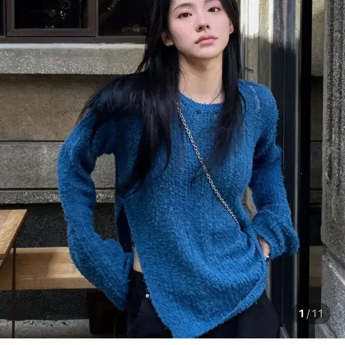 허쉬 꼬리사 언발 딥슬릿 루즈핏 니트 (블루)