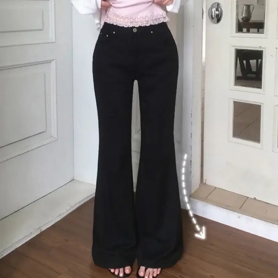 홀리 에이블리 지그재그 프리즈 텐셜 세미부츠컷 롱m