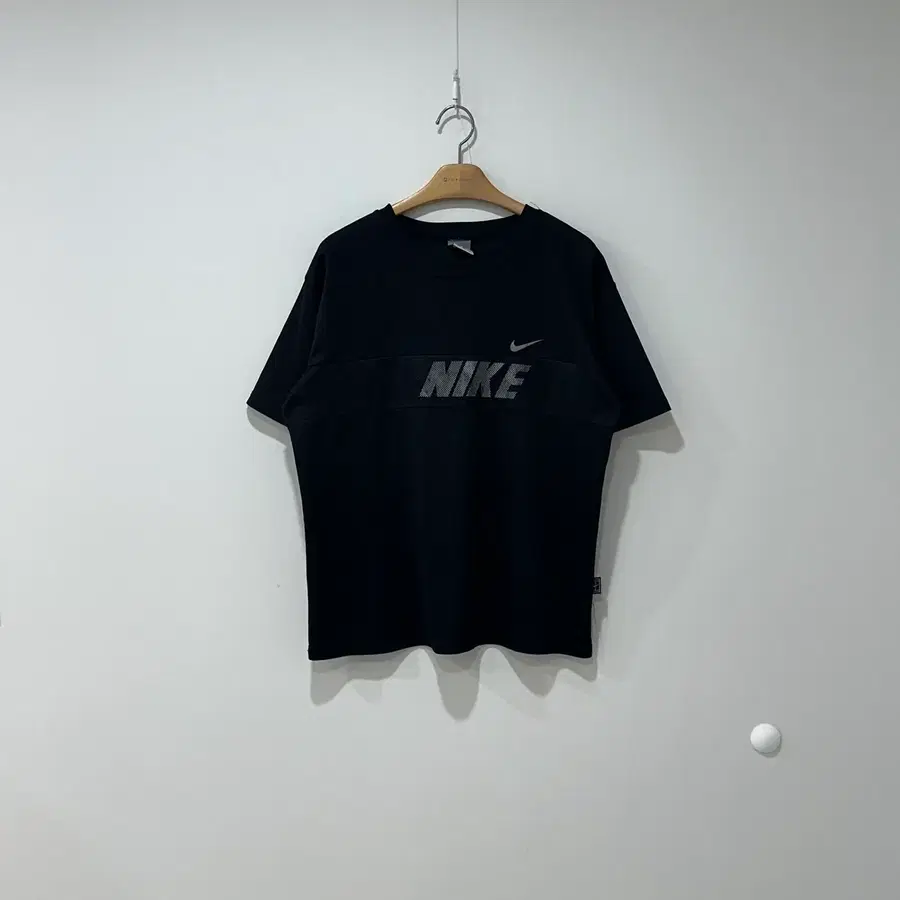 NIKE 나이키 기능성 반팔티