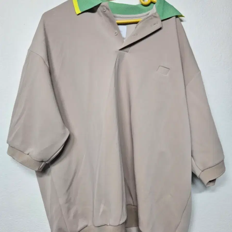 후미토 간류의 라지 폴로 셔츠 베이지 x 블루 그린 3사이즈(Large Polo Shirt Beige x Blue Green)