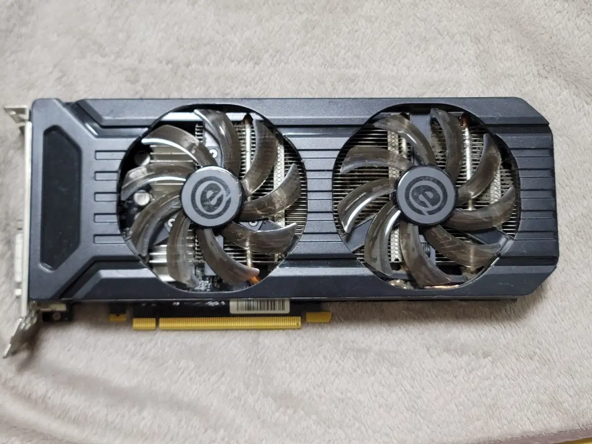 이엠텍 GTX1060 3g