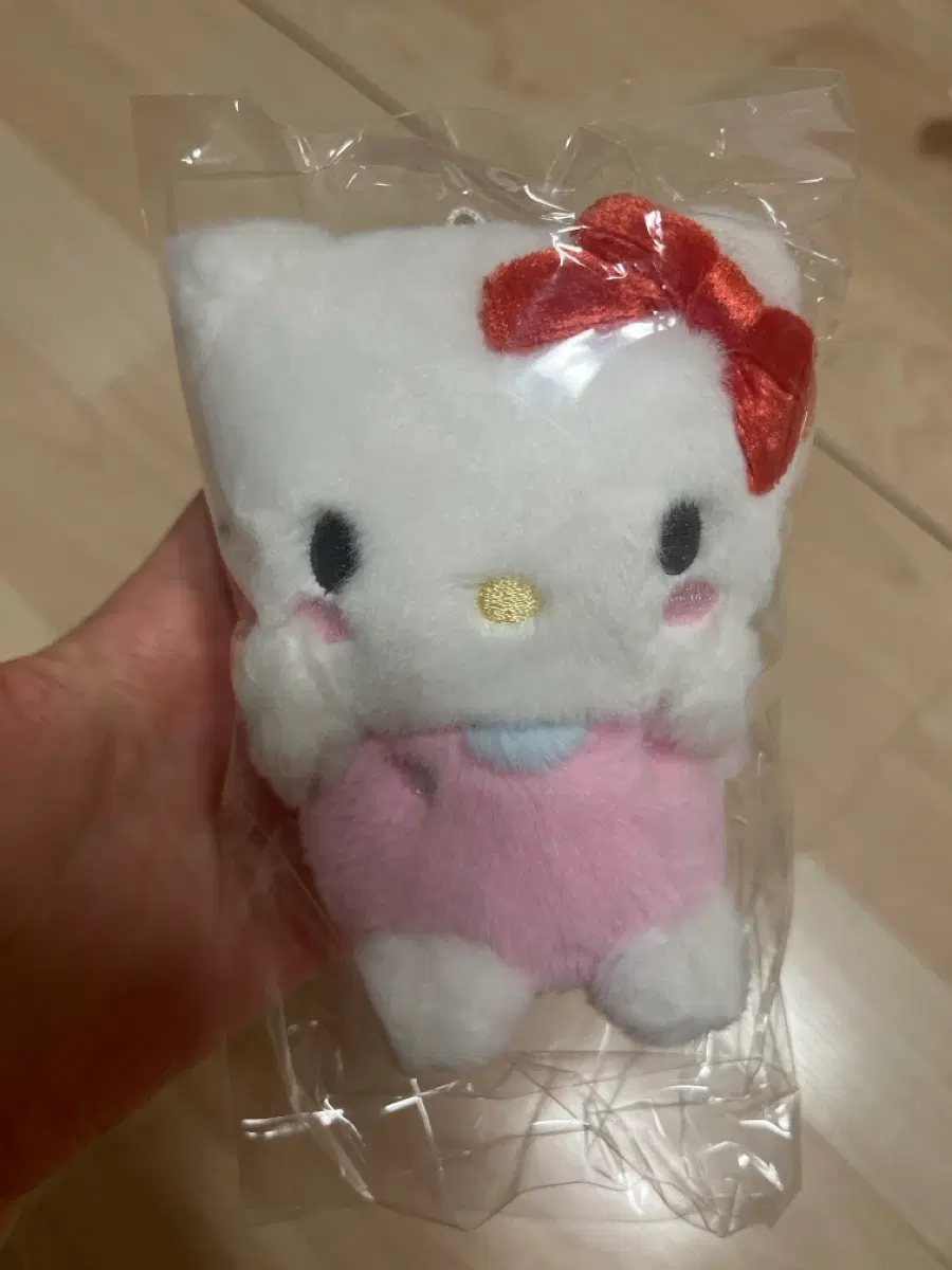 복슬 헬로키티 키링 인형