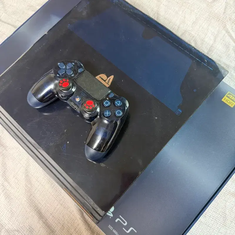 플스4프로 (ps4 pro) 5억 한정판