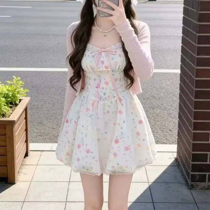미니화이트셔링플라워벌룬원피스