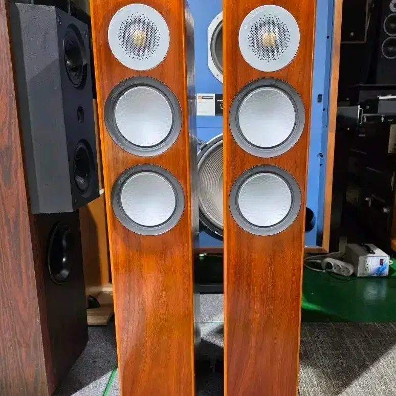 MONITOR AUDIO SILVER 200 스피커 민트급