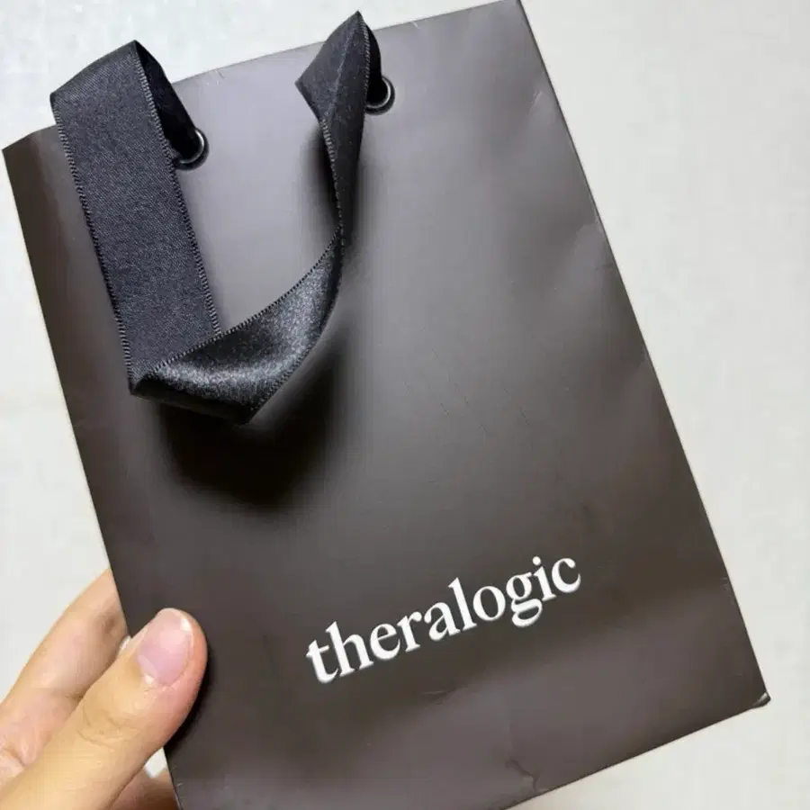 테라로직 레티날 주름크림 12g + 레티놀크림 5g 선물세트 (정가 39,000원)