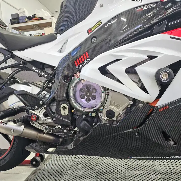 S1000RR (2017) 5