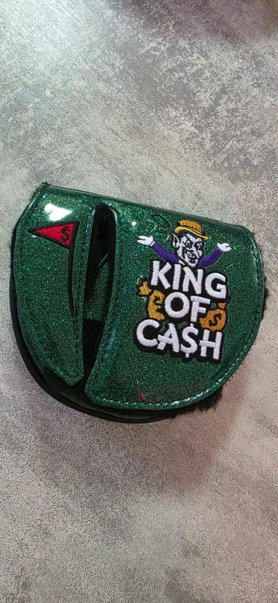 [미사용 새상품/정품] 스카티카메론 킹오브캐시(King of Cash) 말렛 퍼터커버 (글리터 그린)