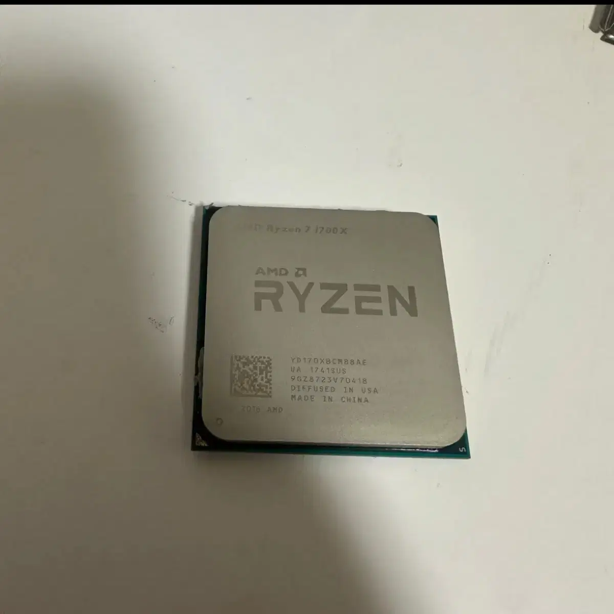 AMD ๋ผ์ด์ 7 1700X CPU