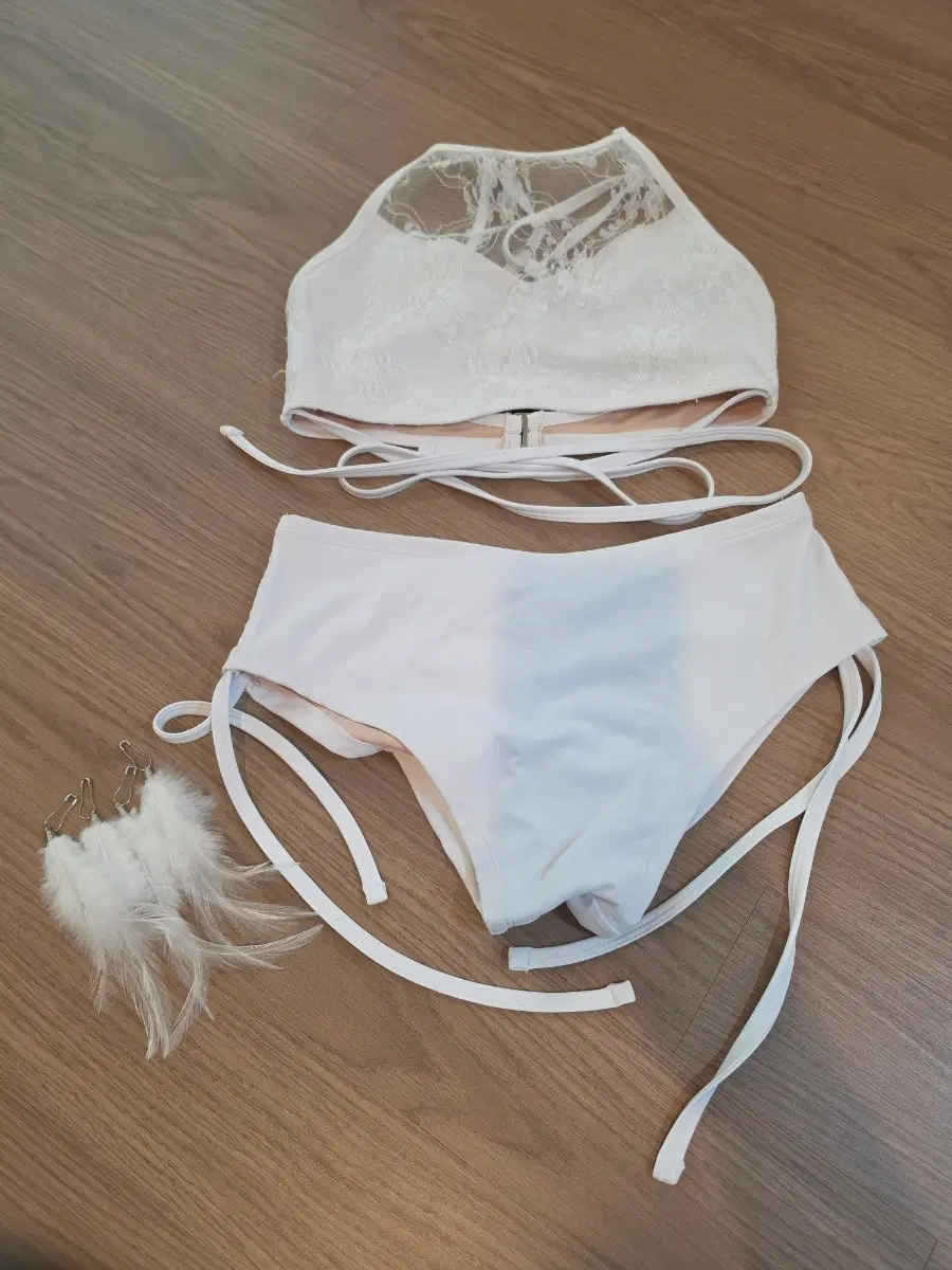 수민폴웨어 피앙세 화이트 M