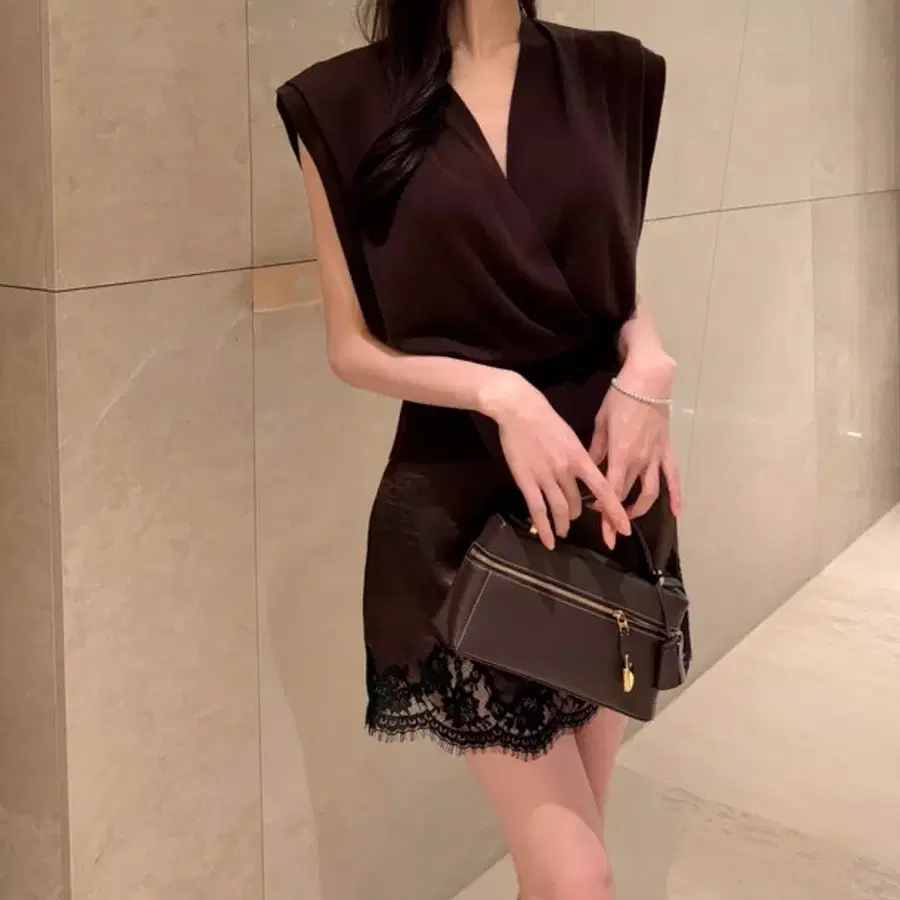 새상품 수입 하이웨스트 브라운 실크레이스 미니스커트 S(44~55)
