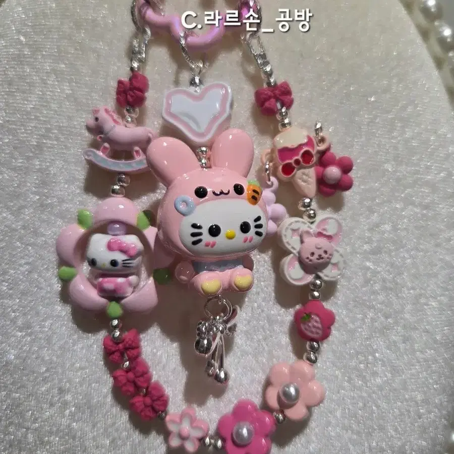 토끼키티 비즈키링
